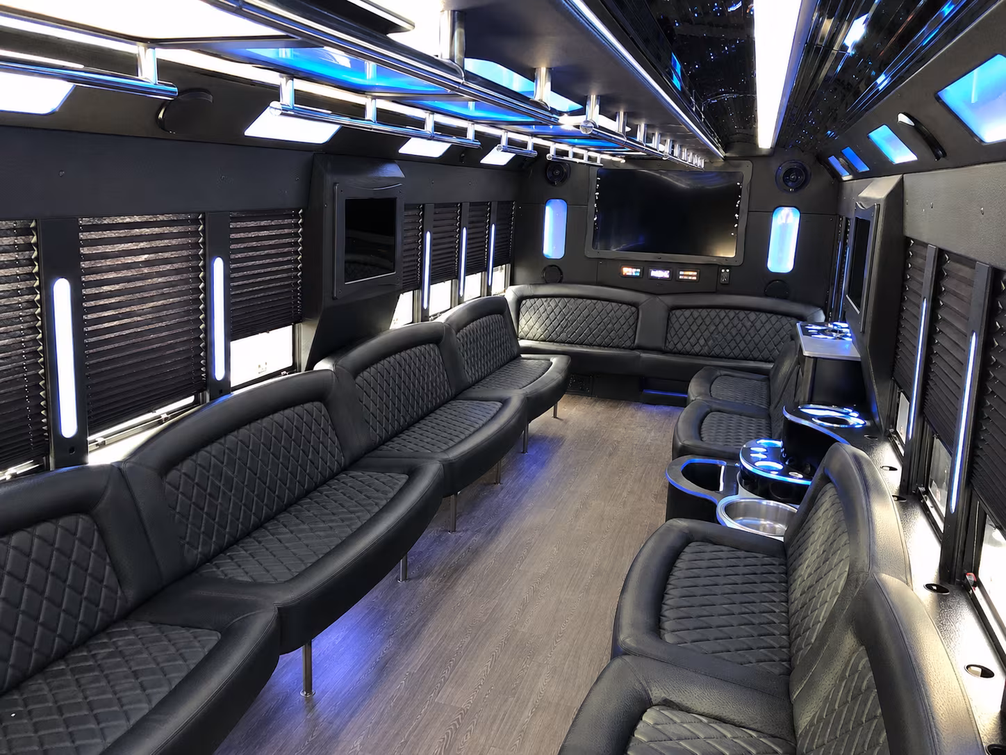 find a party bus for the bachelorette night on las olas and beyond