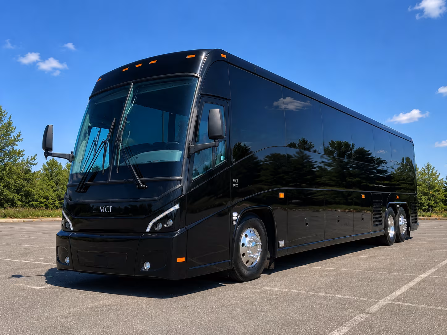 shuttle wedding guests between fort lauderdale beach hotels and your venue