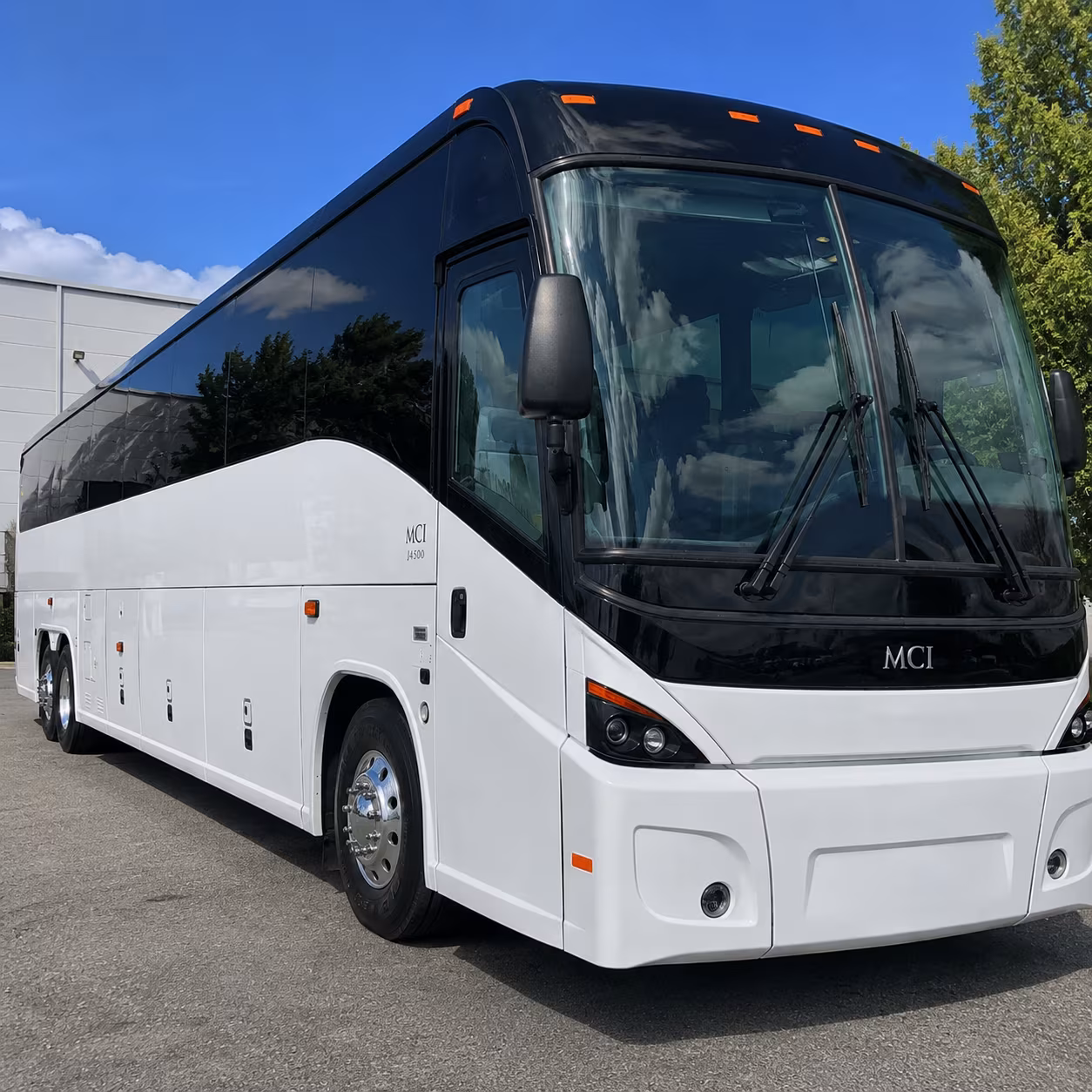 you can count on fortlauderdalecoachbuscompany com to find employee shuttles for every shift and every season